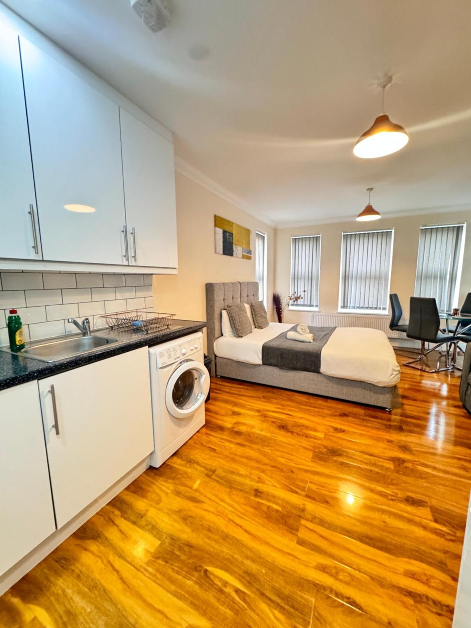 Homestay Comfort Heathrow 5 Mins To The Terminal